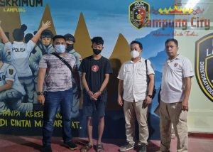 Tersangka Kasus Curas Yang Sempat Kabur Dari Rumah Dakit, Akhirnya Menyerahkan diri ke Polda Lampung