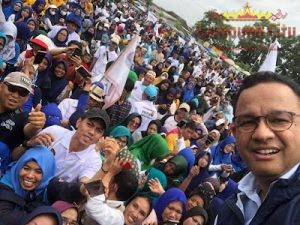 Ribuan Masa Sambut Kedatangan Anies Baswedan di Natar Lampung Selatan