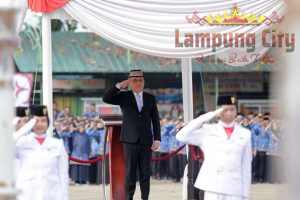 Walikota Metro Pimpinan Upacara Hari Lahir Pancasila