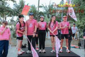 Ikuti Pinktober Run 2025, Gubernur Mirza Ajak Masyarakat Waspadai Kanker Payudara Lewat Gaya Hidup Sehat